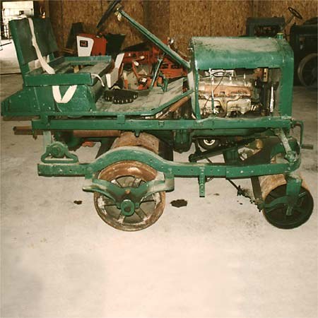 tractor002.jpg
