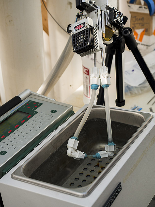 While obtaining respiration measurements, the root sample is kept at constant temperature in a water bath.
