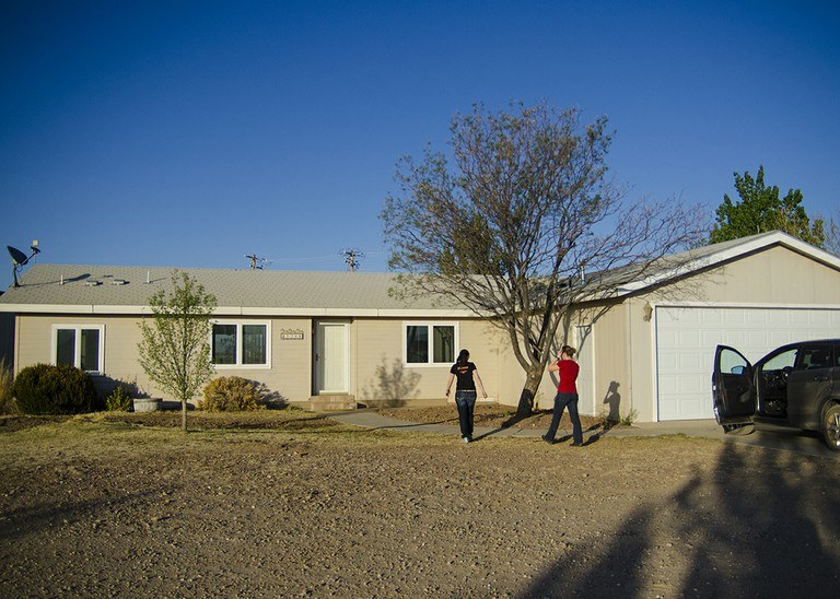 Researchers are housed on-site at ARBC, with two residences which can accommodate up to 9 visitors each.