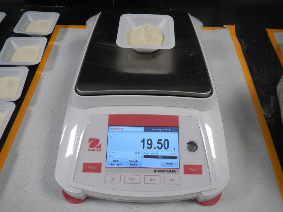 Using a weigh boat and scoop, weigh 19.5g potato dextrose agar.  For water agar and bacteriological water agar, measure 10g bacto agar per 500mL.  For bacteriological agar, also measure 0.25 g/500mL Penicilin G and 0.25g/500mL Streptomycin Sulfate to be used after media has been autoclaved. 